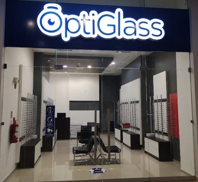 Fachada de OptiGlass Westland